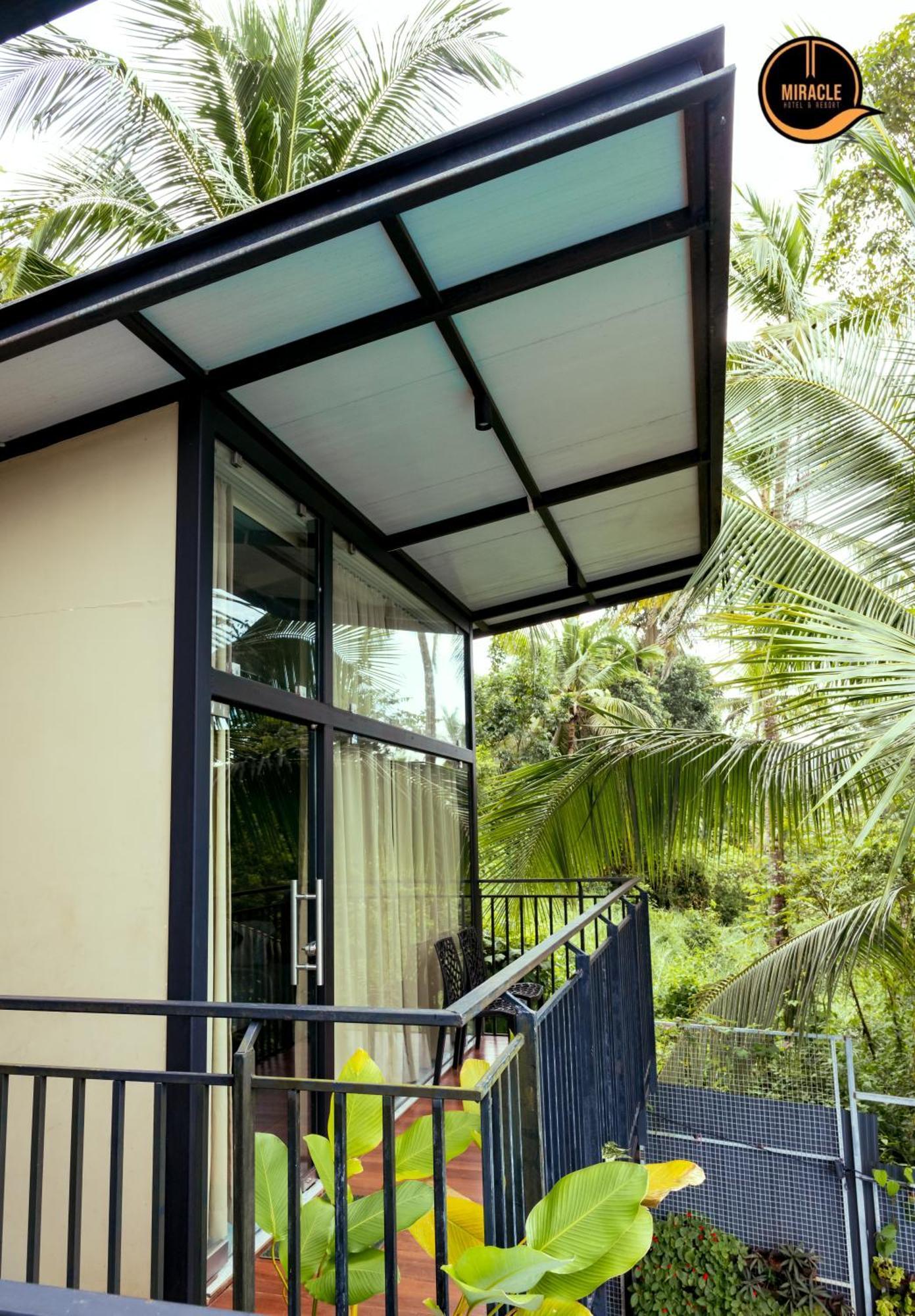 Miracle Hotel And Resorts Kozhikode Room photo
